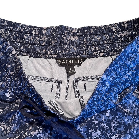 Athleta printed Baja short size 2 - Picture 4 of 4